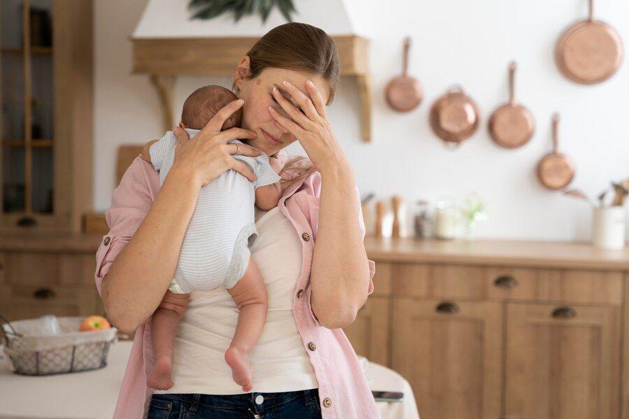 Nguyên nhân gây nên stress khi chăm con (ảnh minh họa)